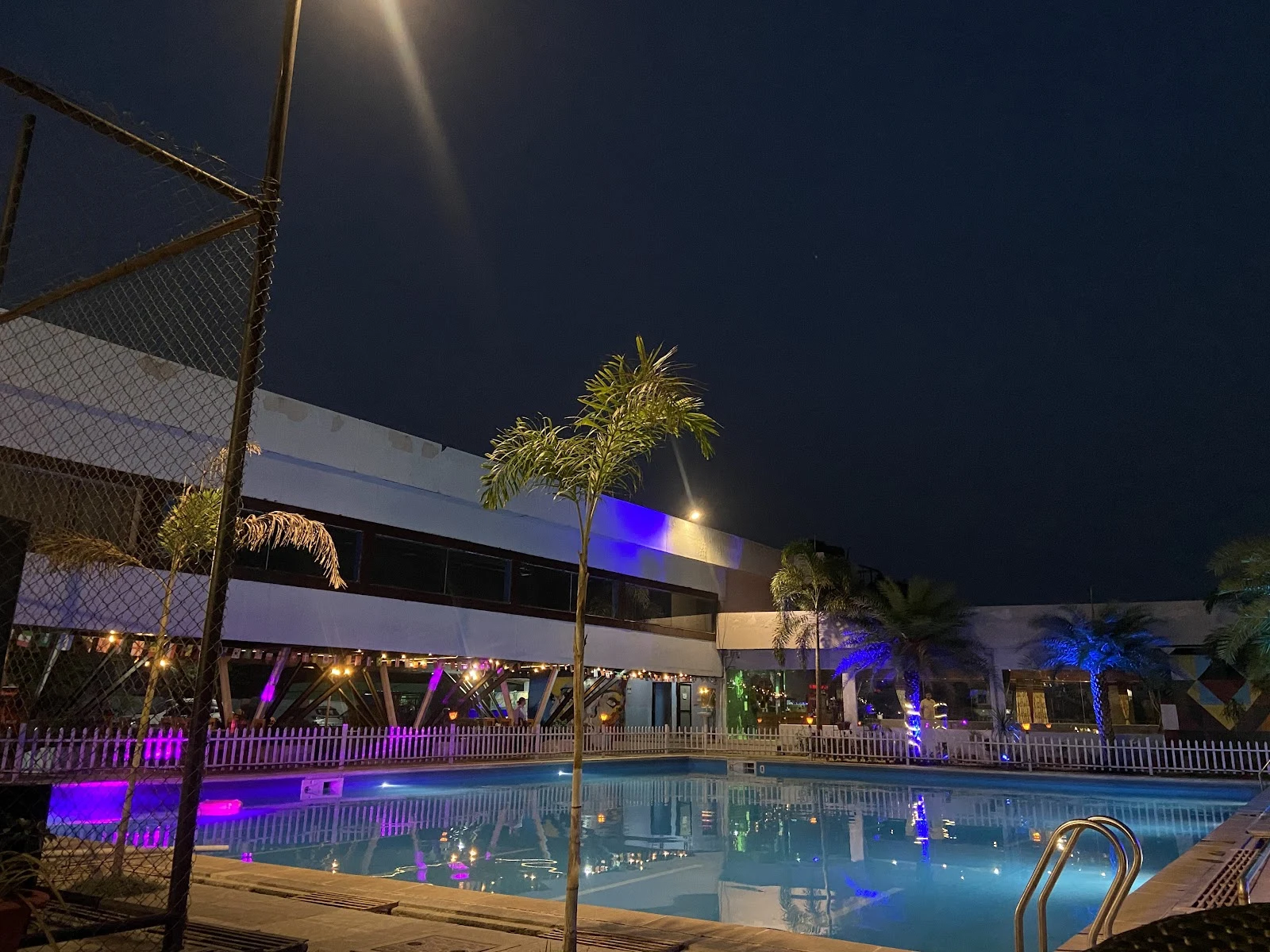Swimming pool at Chhahari Club House & Banquet in Devdah Road, Manigram, Tilottama, Rupandehi.